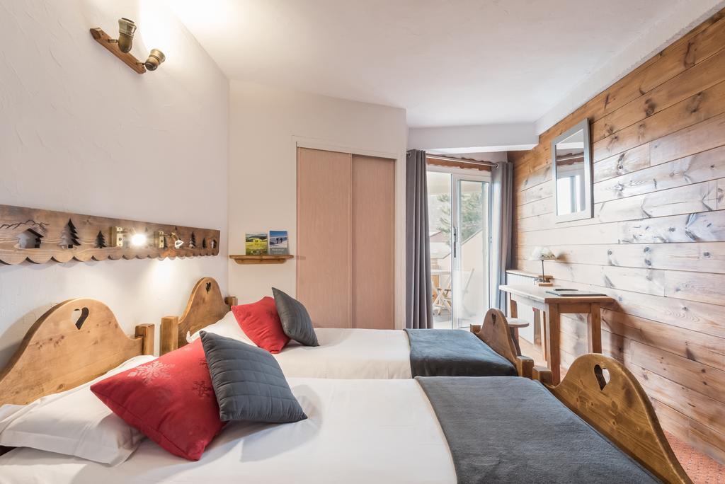 Hotel L'Ecureuil Орон Экстерьер фото