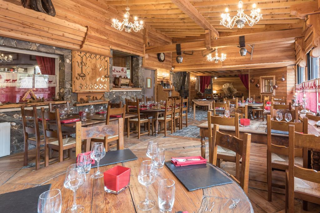 Hotel L'Ecureuil Орон Экстерьер фото
