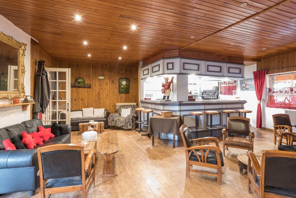 Hotel L'Ecureuil Орон Экстерьер фото