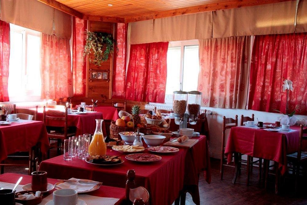 Hotel L'Ecureuil Орон Экстерьер фото