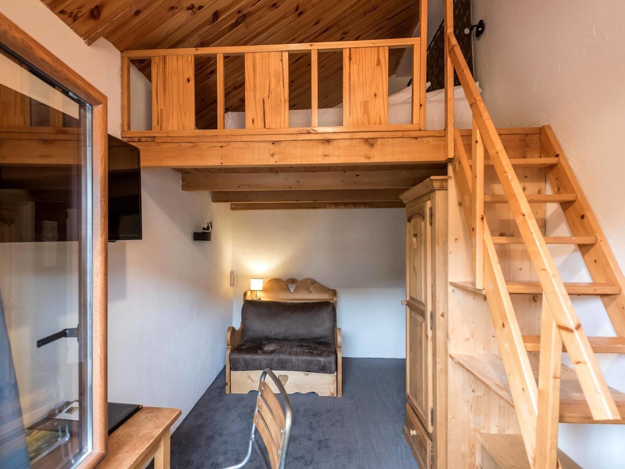 Hotel L'Ecureuil Орон Экстерьер фото